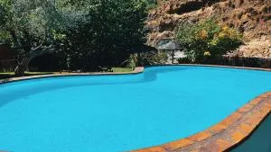 Cueva Acequia de La Alhambra - Гранада