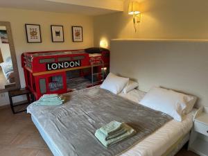 Casa Tranquility with beautiful pool and Jacuzzi!