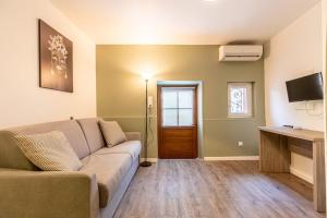 Appartements Joli T1 avec terrasse proche des Thermes : photos des chambres