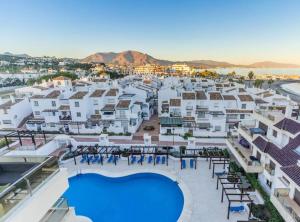 Sky-High Luxury Panoramic Sea Views & Expansive Terraces in this La Duquesa Penthouse