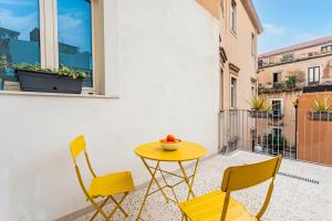 Orlando e Angelica by Tabula House