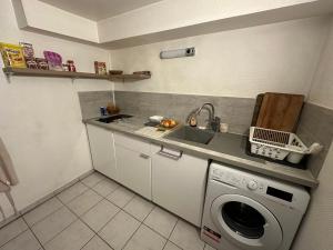 Appartements LE SAINT LOUIS - Grand T3 - Coeur de Fontainebleau - 300 m du chateau : photos des chambres
