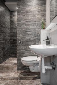 Elisabeth Apartments By Pyramid