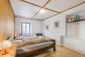 Historical Caslano Apartments - Happy Rentals