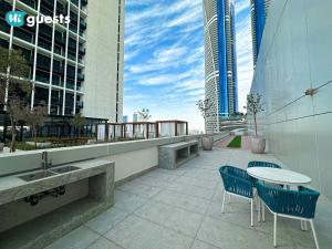 HiGuests - Stylish 1BR Retreat with Modern Interiors in Dubai