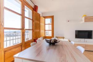 RentitSpain - Picena - Casa Picena Terraza y Senderismo en la Montaña