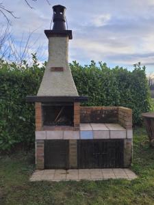 Chalet "chez Sara" au bord du canal