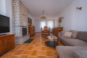 Willa Tonkiele - Dom z Jacuzzi i Sauną na wyłączność