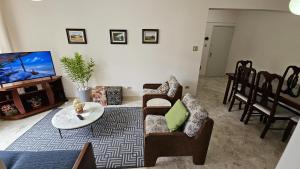 Boa Localização - Praia de Pitangueiras - Wi-Fi