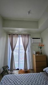 The Cozy Urban Studio