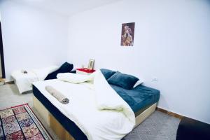 Petra candles studios