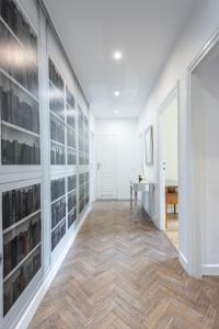 Golden Apartments - 10 People - City Center -Nowy Swiat