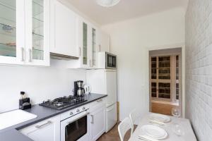 Golden Apartments - 10 People - City Center -Nowy Swiat