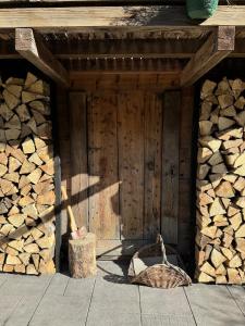 Wood chalet -Poêle à bois - proche ski et télécabine