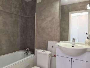 Studio - CAP DAGDE -CT470-736