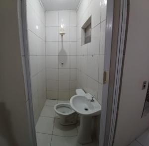 Casa grande e bem localizada