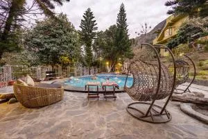 ELIVAAS Zephyr - Luxury cottages near Kempty Falls - Chakrata