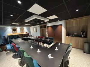 Hotels KYRIAD DIRECT ORLEANS NORD - Cap Saran : photos des chambres