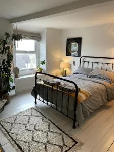 Village Zen Den - Timsbury