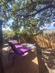 Cabaña de madera privada y romántica