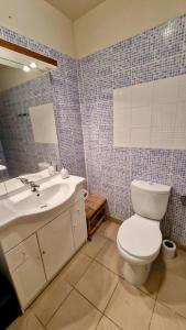 Maisons de vacances Le Gite de la Fontaine - Aumes : photos des chambres
