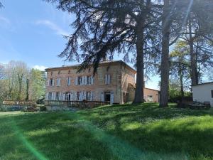 Maisons d'hotes Le Jardin Des Cedres : photos des chambres
