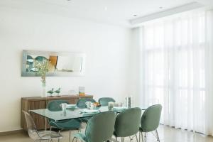 Villa Adaro - Large Luxury close to marina