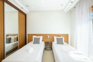 Villa Adaro - Large Luxury close to marina
