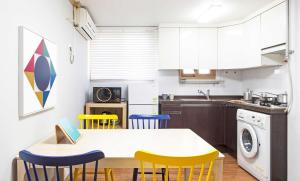 Modern & Spacious Apartment 3 mins walk from Metro Station