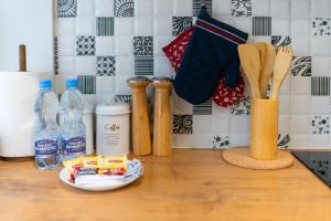 Plac Grunwaldzki Inviting Apartment by BookingHost