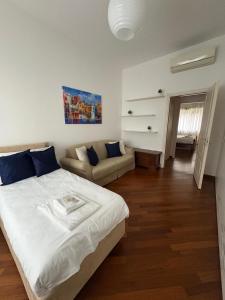 Bocconi - Porta Romana 4 camere da letto con 2 bagni privati