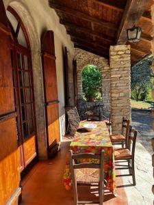 Beautiful stone house with garden - Villa il Poggio