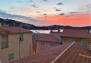 Appartements LARA AP4441 By Riviera Holiday Homes : photos des chambres