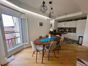 Appartements LARA AP4441 By Riviera Holiday Homes : photos des chambres