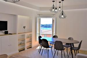 Appartements LARA AP4441 By Riviera Holiday Homes : photos des chambres