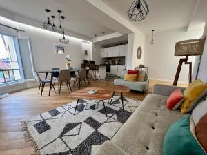 Appartements LARA AP4441 By Riviera Holiday Homes : photos des chambres