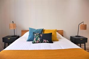 Appartements LARA AP4441 By Riviera Holiday Homes : photos des chambres