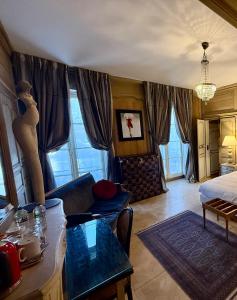 B&B / Chambres d'hotes Demeure des Vieux Bains : photos des chambres