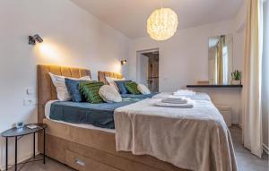 Stunning Home In Loborika With Wifi