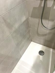 Cozy Margny - Neuf, Calme, Haut Débit & SmartTV