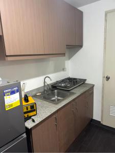 Central Fairview 1Br condominium