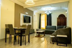 Venetian Villa - Kumba