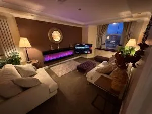 Church View 2 Large en suite bedrooms with KING size beds & Smart TV - Easby