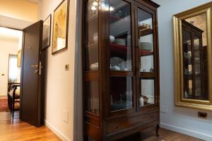 Elegante Alloggio con Parcheggio Gratuito