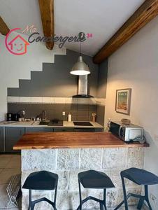Appartements Joli Mas duplex Piscine Parking prive : photos des chambres