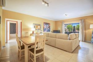 Casa Clara Sun, Beach and Pool