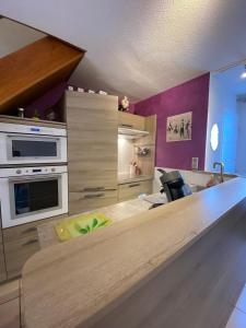 Villa 6 personnes climatisée avec terrasse 400 m de la plage V0782