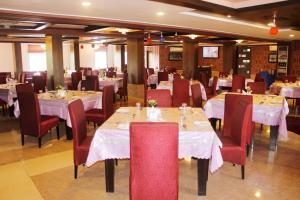 7th SKY HOTEL & RESTAURENT