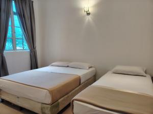 Pearl Villa 5 Bedroom Unit 6