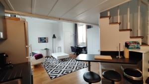 Avenue Niel - Paris 17 - 2170